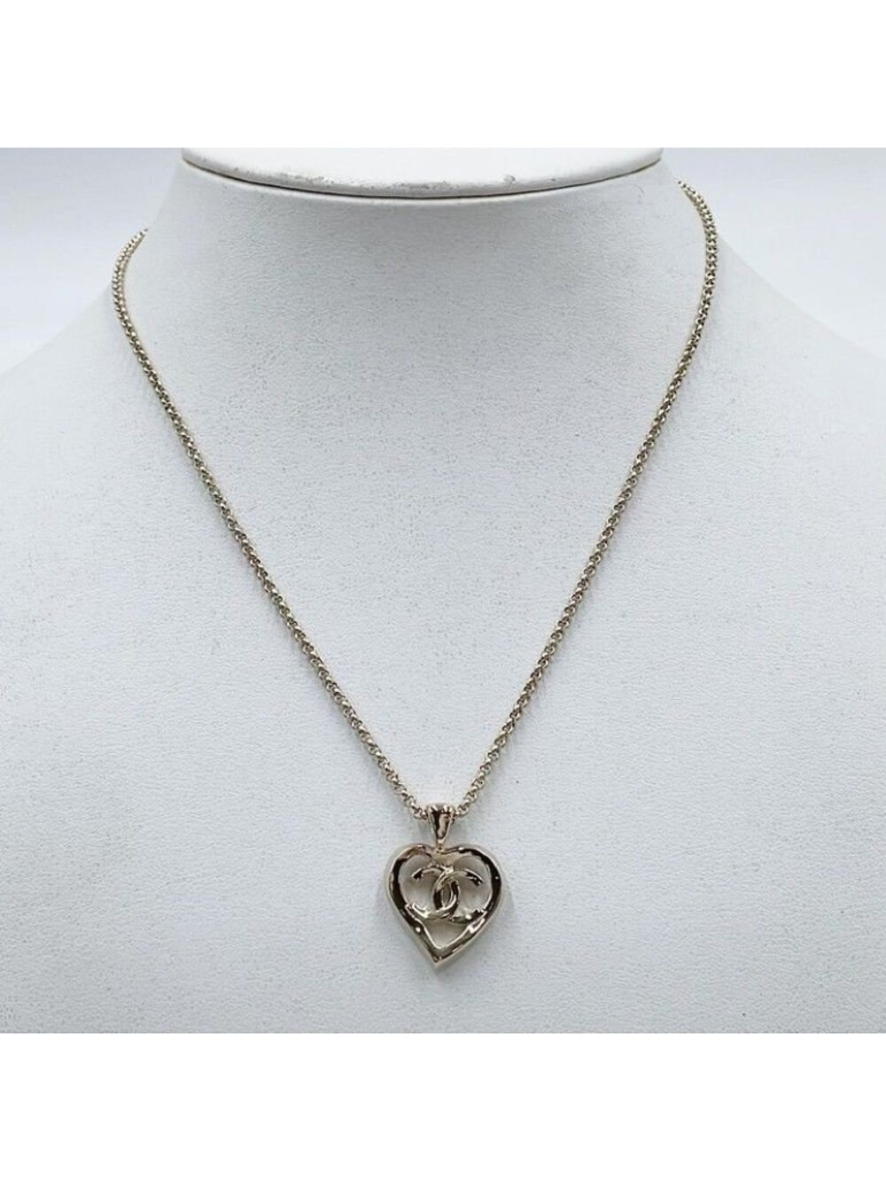 Chanel Necklace CC Logo Gold Metal